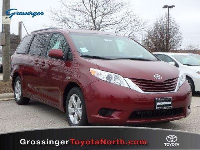 2017 Toyota Sienna 
